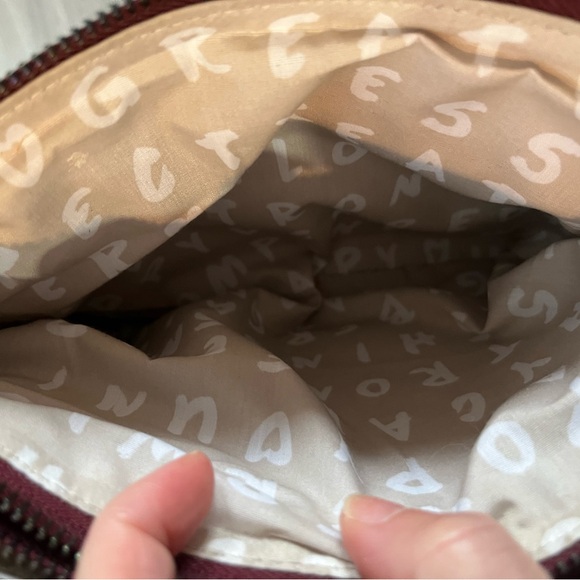 Maroon colored leather crossbody purse in excellent used condition - Picture 2 of 6